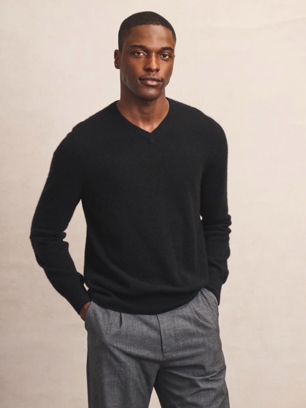 NAADAM The Original Cashmere V-Neck Sweater 100% Cashmere Size Large